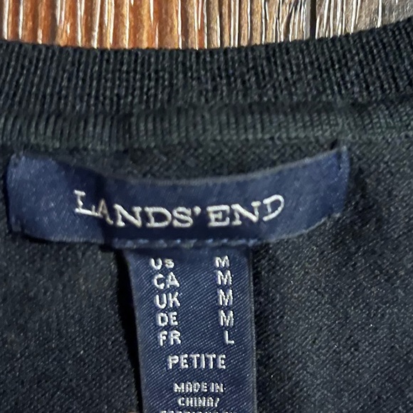 Lands’ End Black Sleeveless Pullover V-Neck Vest Petite Medium - Picture 2 of 6